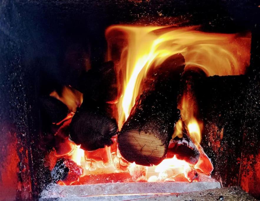 La Cabane Des Colibris Rieupeyroux  Exteriér fotografie