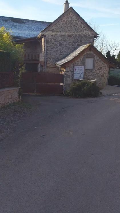 La Cabane Des Colibris Rieupeyroux  Exteriér fotografie